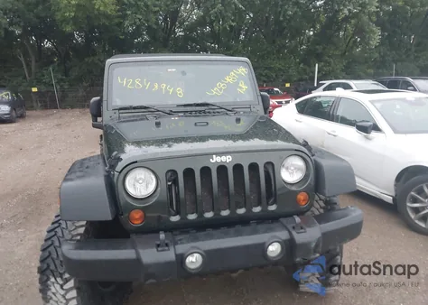 2010 Jeep Wrangler Unlimited Sport из США, поврежденный, VIN 1J4BA3H11AL228507
